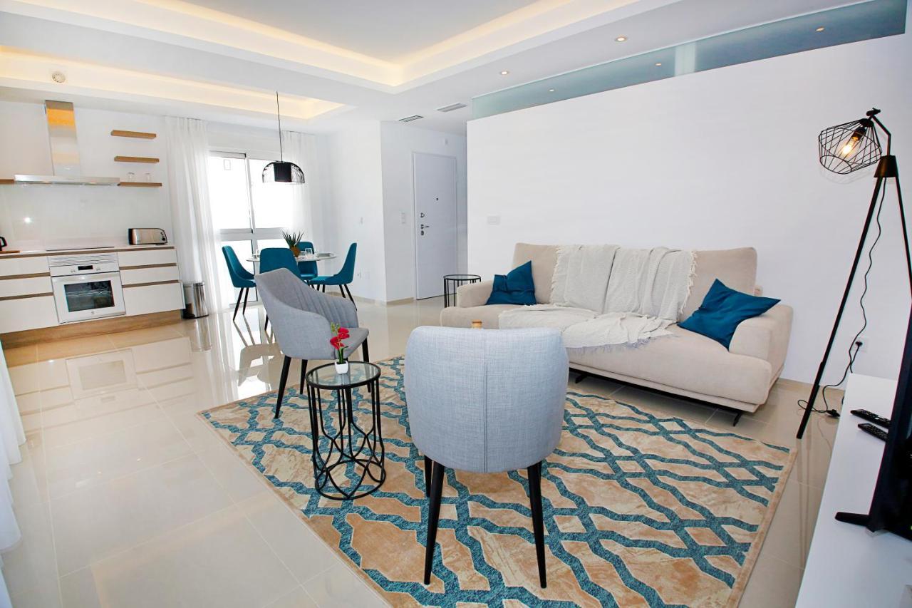Fortuna 15 - Apartamento Con Azotea Privada Y Piscina Рохалес Экстерьер фото