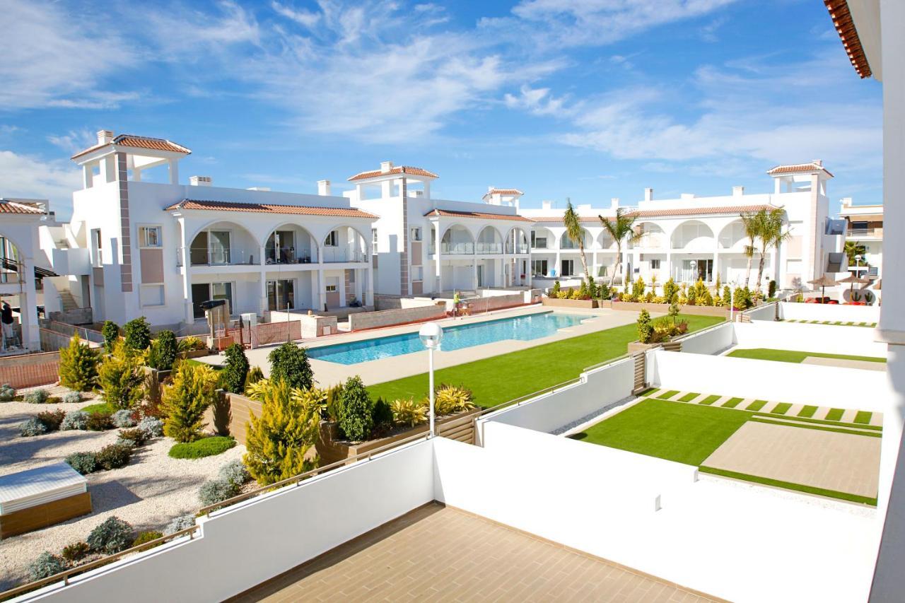 Fortuna 15 - Apartamento Con Azotea Privada Y Piscina Рохалес Экстерьер фото